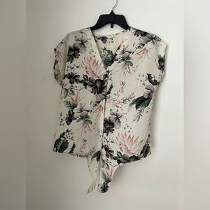 Sienna Sky White Blouse Size Small